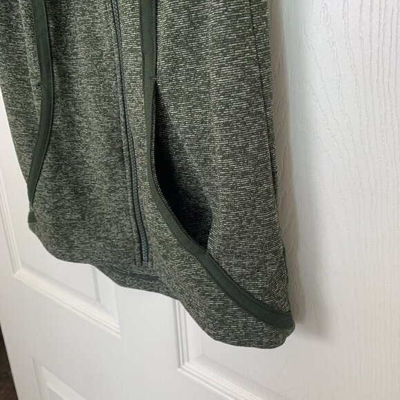 Under Armour Women’s XS Fitted Full Zip Athletic Vest Black Gray Heather - Picture 2 of 5